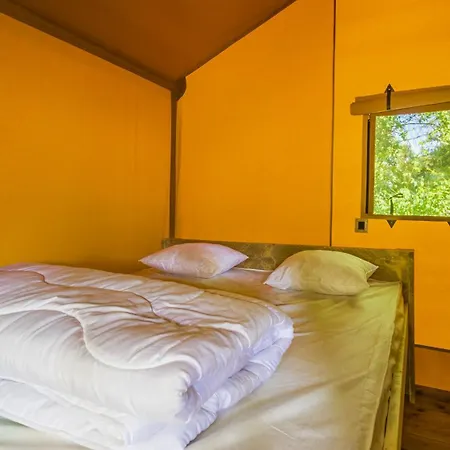 Camping Du Chene - Proche De Nantes 3*
